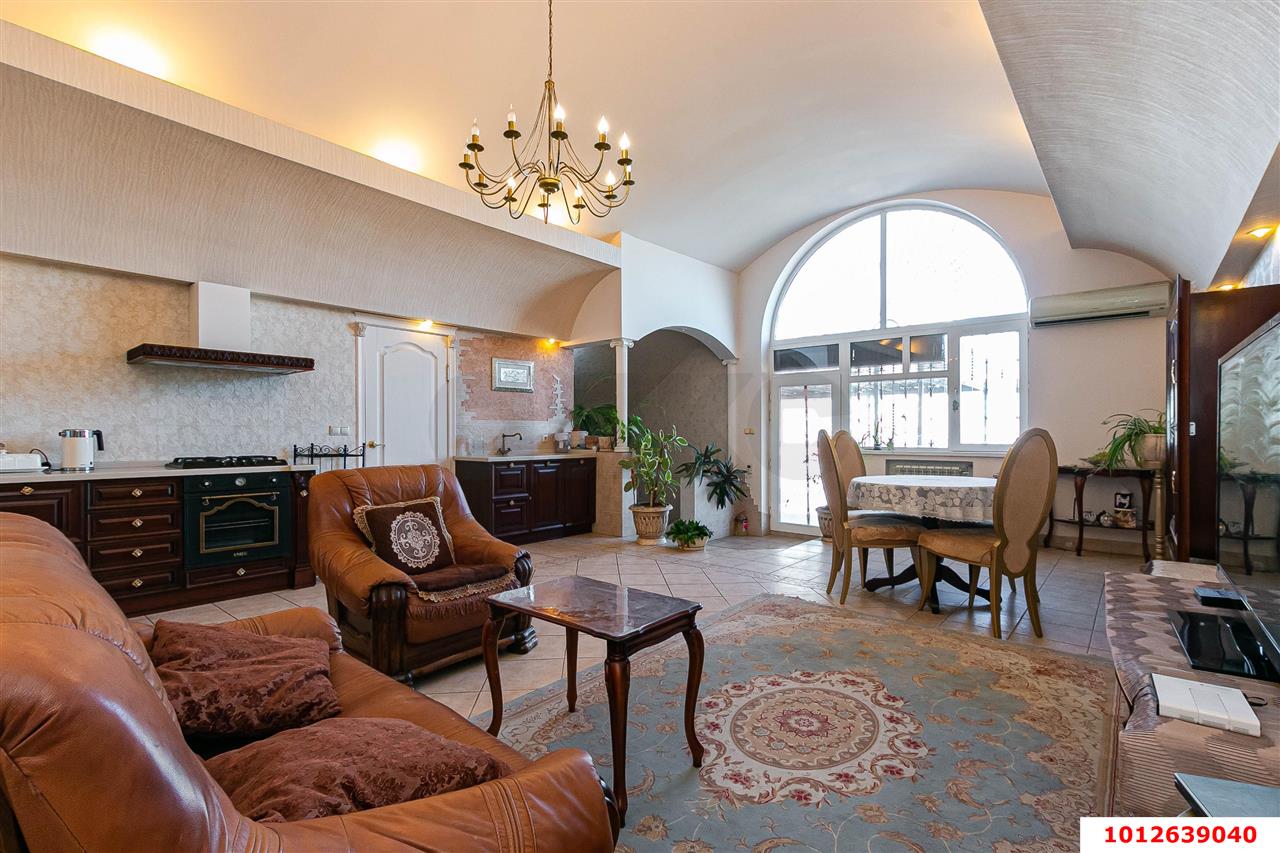 Фото №3: Дом 450 м² + 7 сот. - Краснодар, Прикубанский внутригородской округ, мкр. Славянский, ул. Красных Партизан, 1