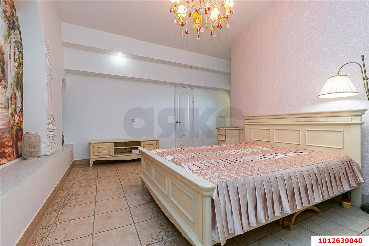 Фото №4: Дом 450 м² + 7 сот. - Краснодар, Славянский, ул. Красных Партизан, 1