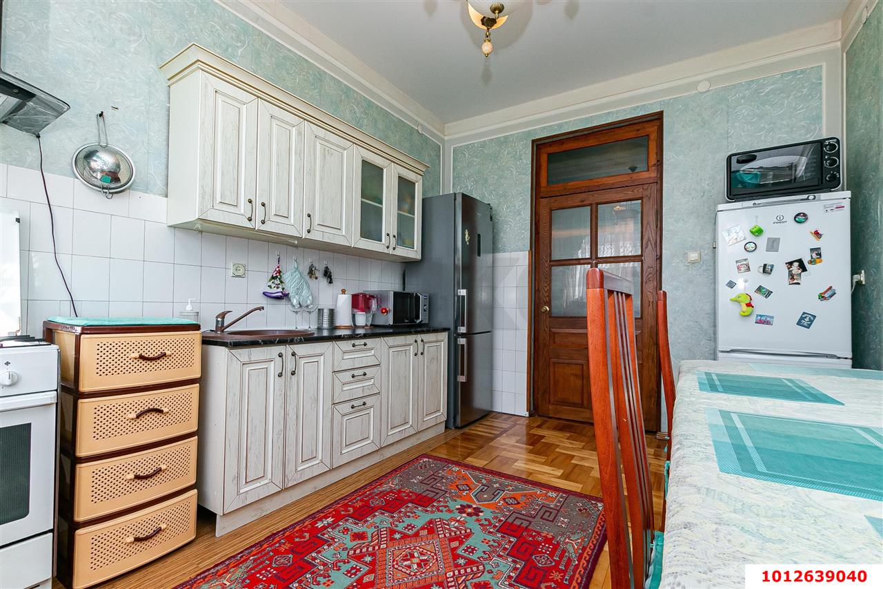 Фото №13: Дом 450 м² + 7 сот. - Краснодар, Прикубанский внутригородской округ, мкр. Славянский, ул. Красных Партизан, 1