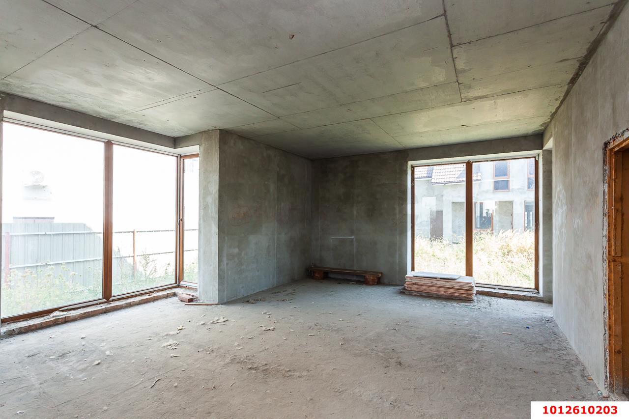 Фото №10: Дом 201 м² + 5.09 сот. - Краснодар, коттеджный  Зелёная Долина, ул. Феррарская, 6