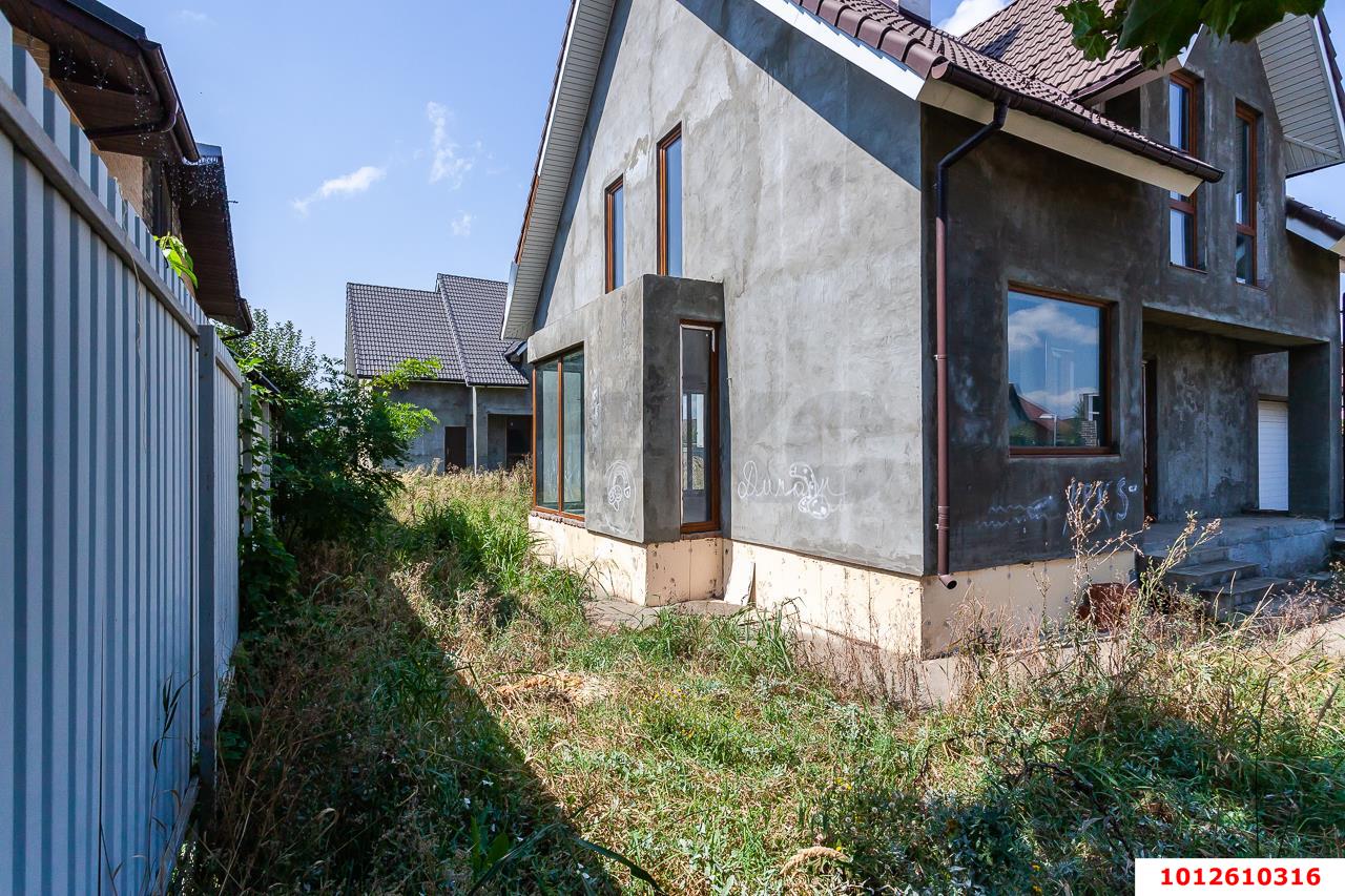 Фото №11: Дом 201 м² + 5.1 сот. - Краснодар, коттеджный  Зелёная Долина, ул. Феррарская, 6/1