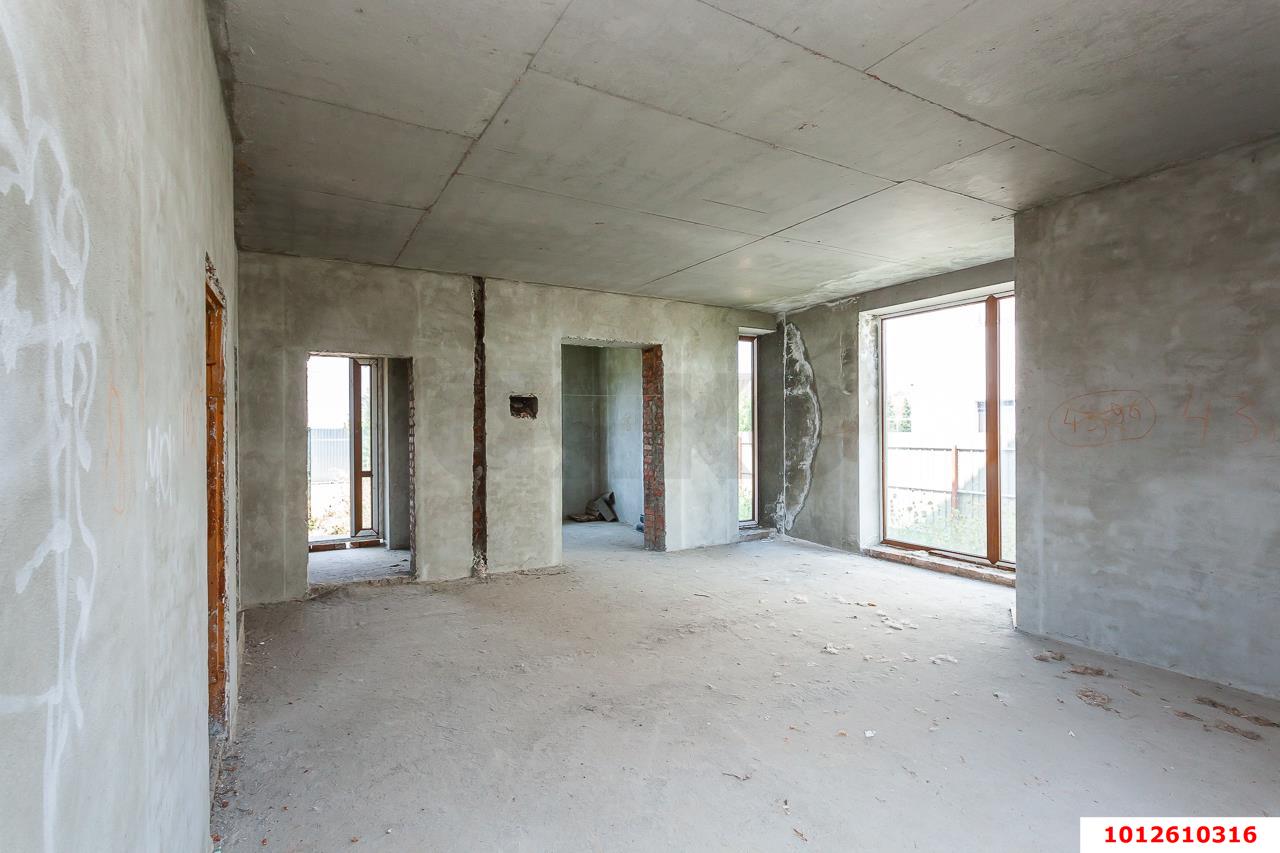 Фото №6: Дом 201 м² + 5.1 сот. - Краснодар, коттеджный  Зелёная Долина, ул. Феррарская, 6/1