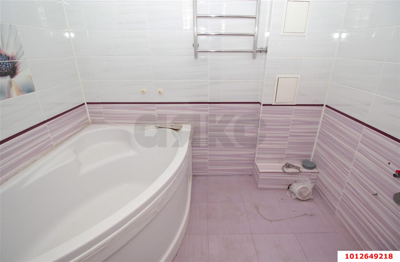 Фото №14: 2-комнатная квартира 79 м² - Краснодар, Прикубанский внутригородской округ, Завод Радиоизмерительных Приборов, мкр. Музыкальный, ул. имени Мусоргского М.П., 3