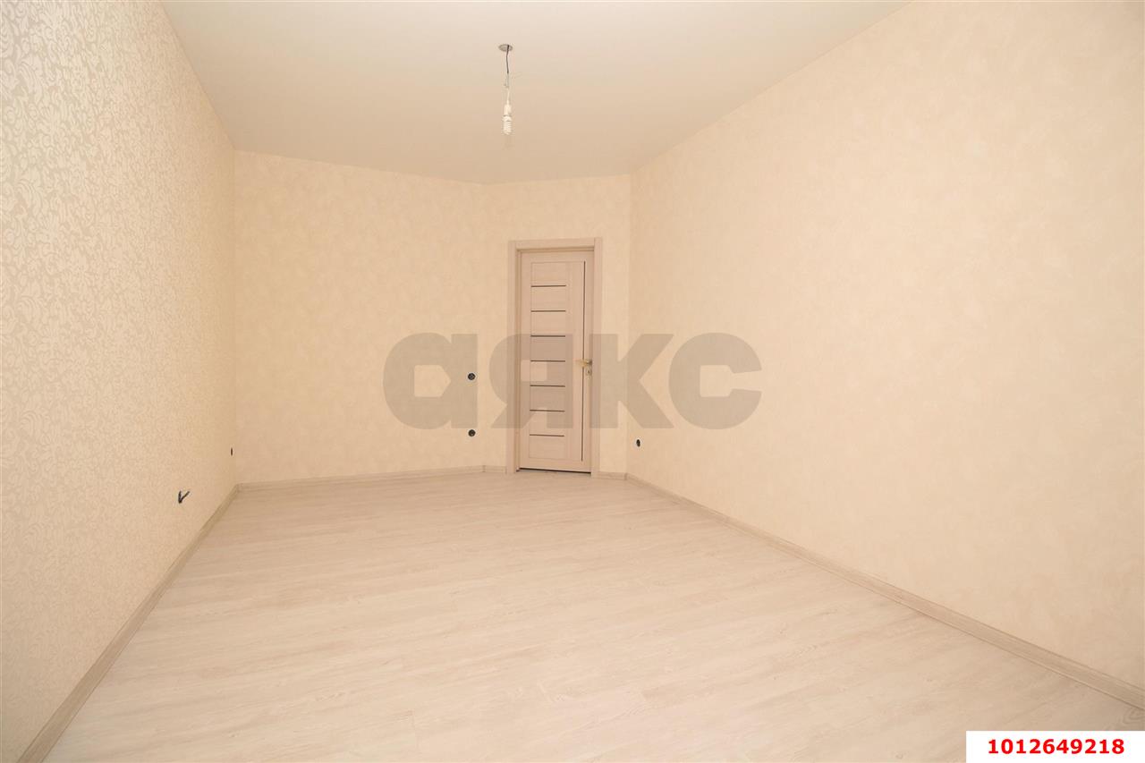 Фото №9: 2-комнатная квартира 79 м² - Краснодар, Прикубанский внутригородской округ, Завод Радиоизмерительных Приборов, мкр. Музыкальный, ул. имени Мусоргского М.П., 3