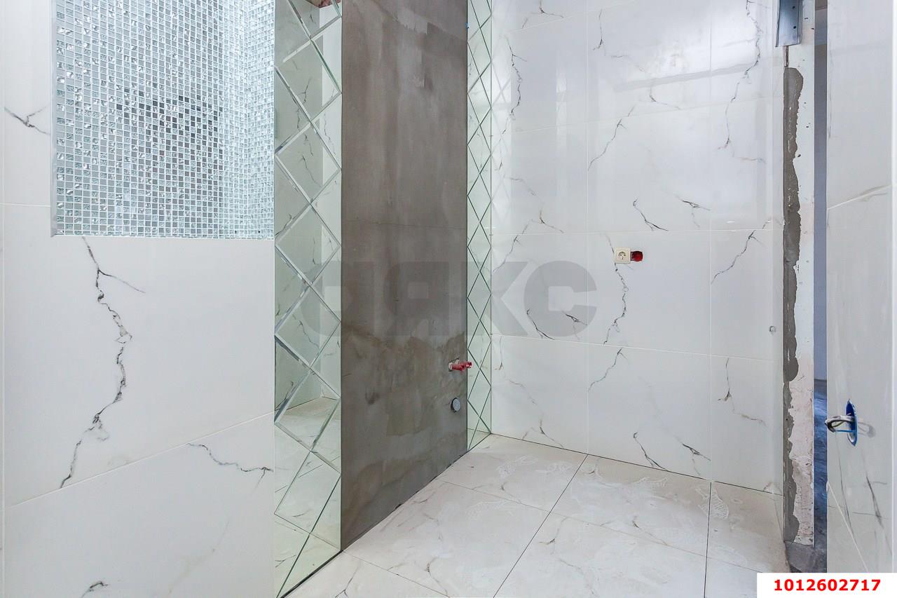 Фото №10: 3-комнатная квартира 135 м² - Краснодар, Центральный, ул. Комсомольская, 8