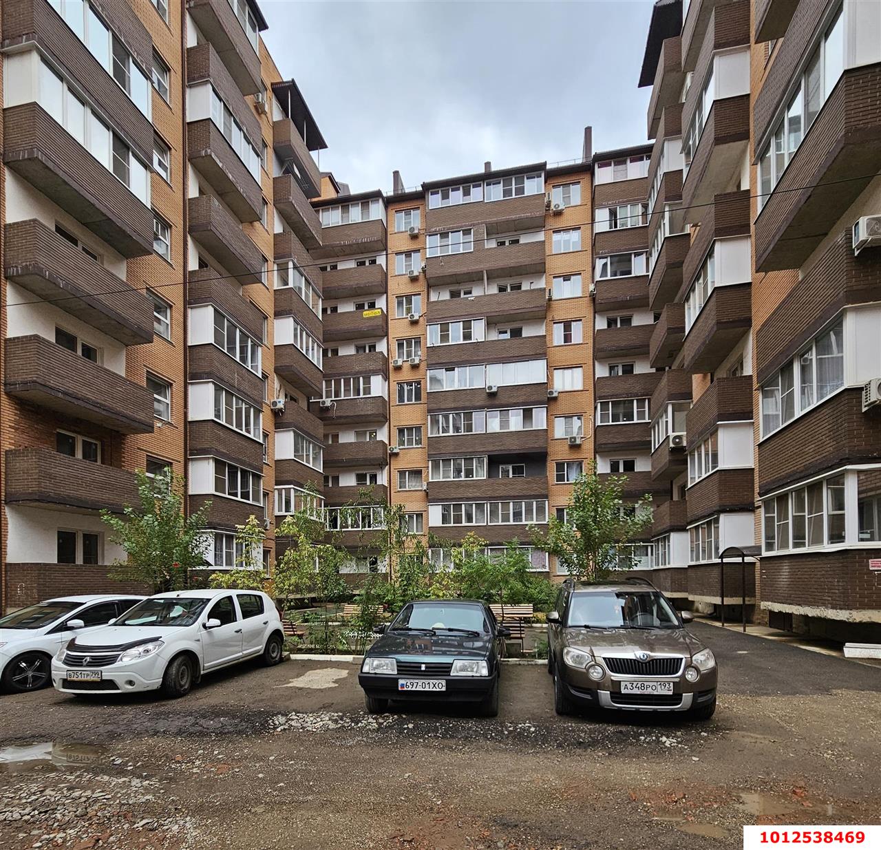 Фото №1: 2-комнатная квартира 53 м² - Краснодар, Прикубанский внутригородской округ, Музыкальный, мкр. Завод Радиоизмерительных Приборов, ул. имени С.В. Рахманинова, 32