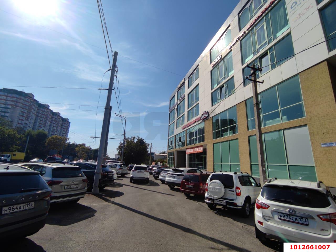 Фото №8: Коммерция 38 м² - Краснодар, Карасунский внутригородской округ, ж/м Пашковский, ул. имени В.Н. Мачуги, 41