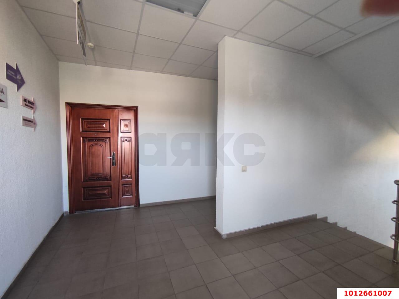 Фото №1: Коммерция 38 м² - Краснодар, Карасунский внутригородской округ, ж/м Пашковский, ул. имени В.Н. Мачуги, 41