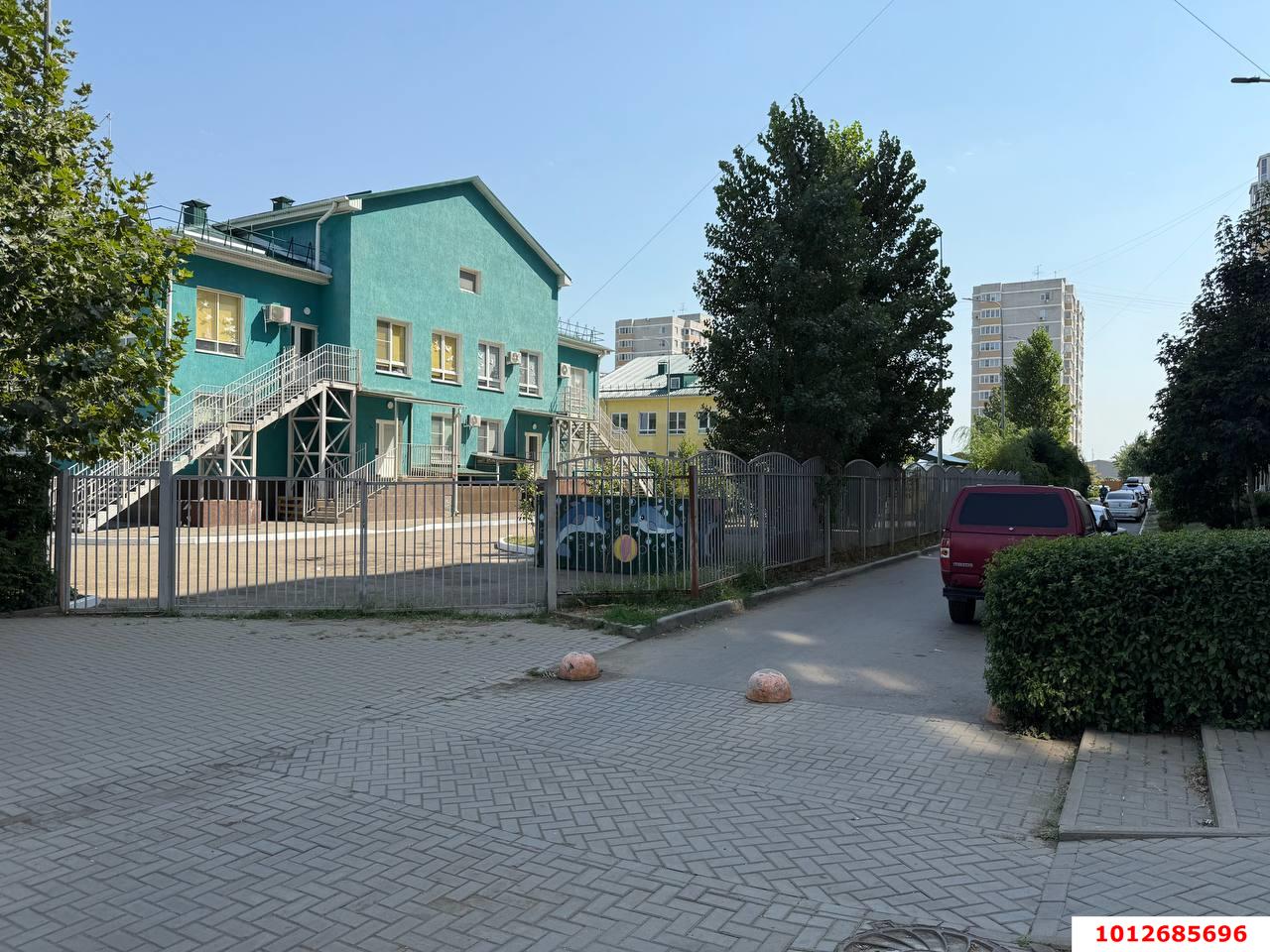 Фото №13: Торговое помещение 32 м² - Краснодар, Светлоград, ул. Красных Партизан, 1/4к11