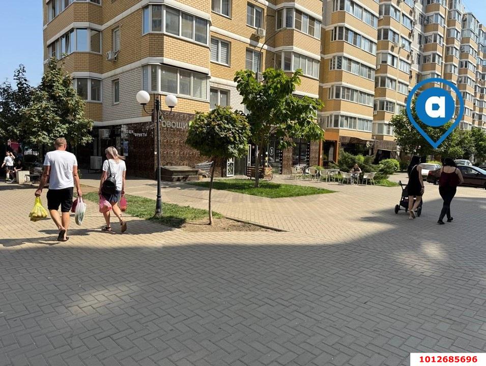 Фото №3: Торговое помещение 32 м² - Краснодар, Светлоград, ул. Красных Партизан, 1/4к11