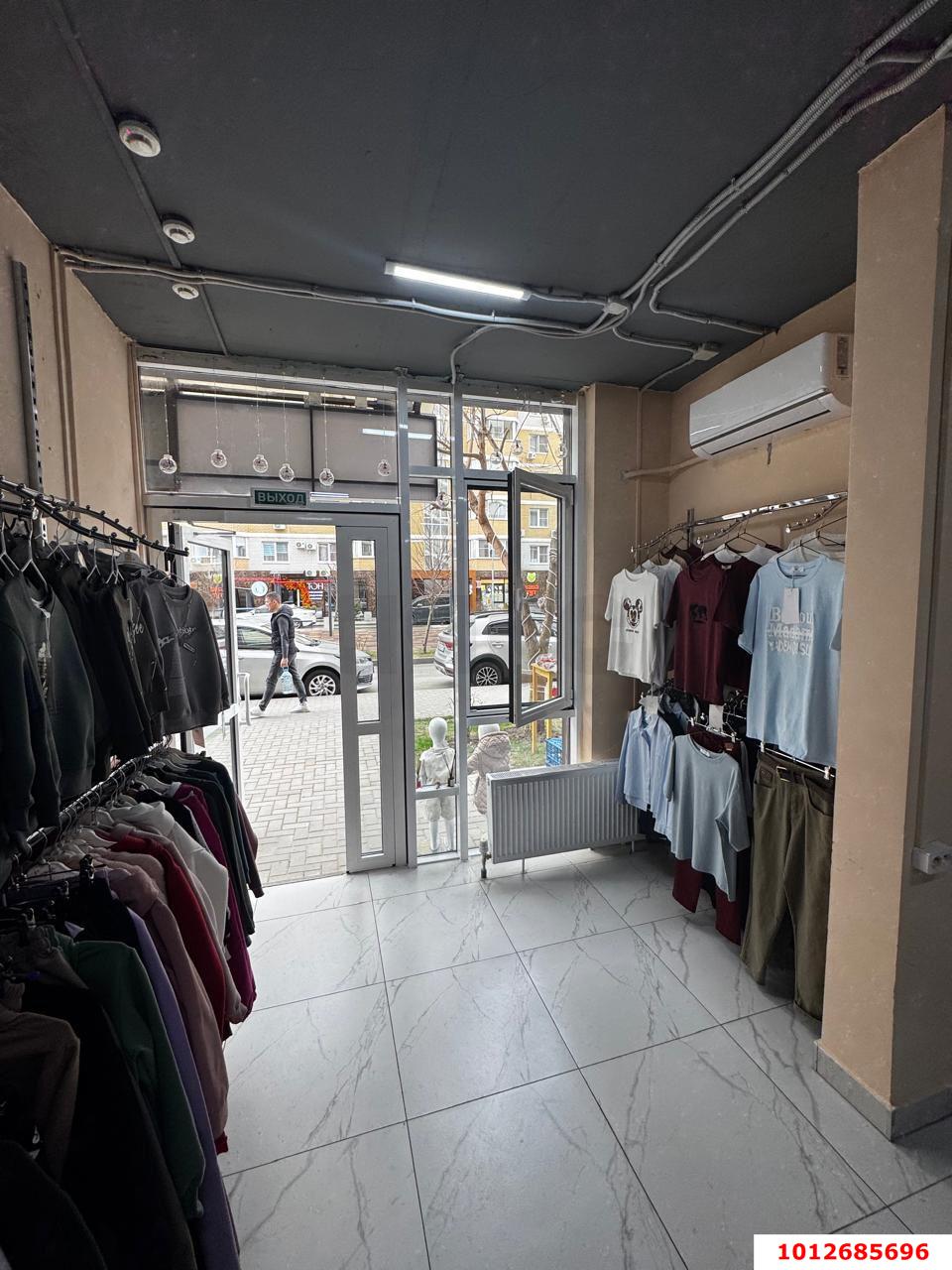 Фото №6: Торговое помещение 32 м² - Краснодар, Светлоград, ул. Красных Партизан, 1/4к11