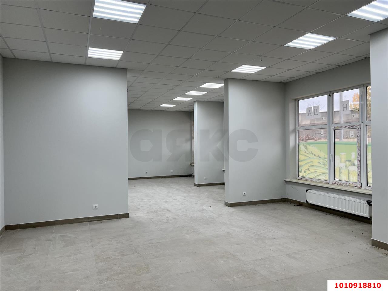 Фото №3: Коммерция 280 м² - Краснодар, Центральный внутригородской округ, Дубинка, жилой комплекс Радонеж, мкр. Черёмушки, ул. Вишняковой, 1/23к2