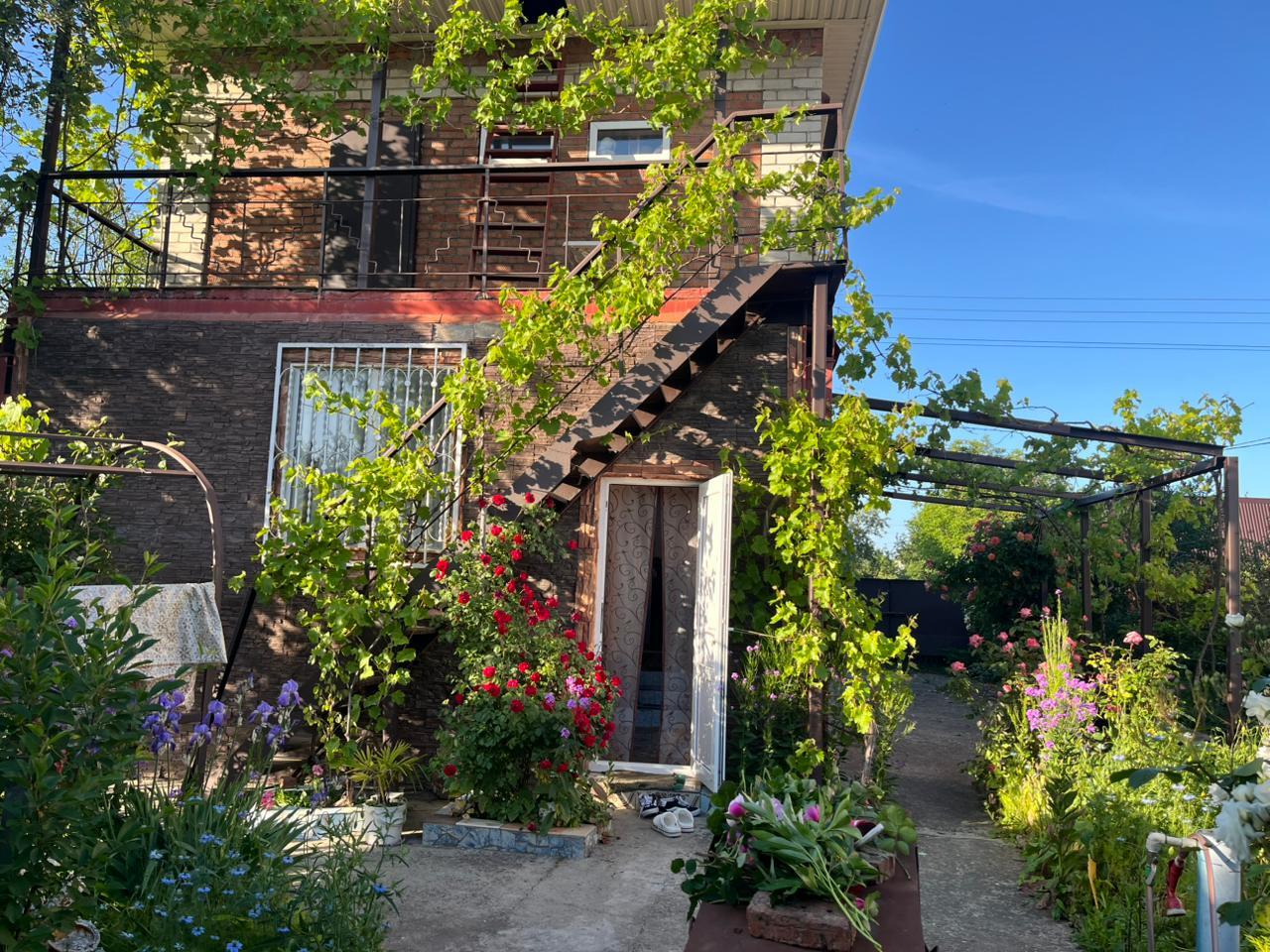 Фото №2: Дом 98 м² + 6 сот. - СНТ Кубаночка-Белозёрный, мкр. Прикубанский внутригородской округ, ул. Зелёная, 425