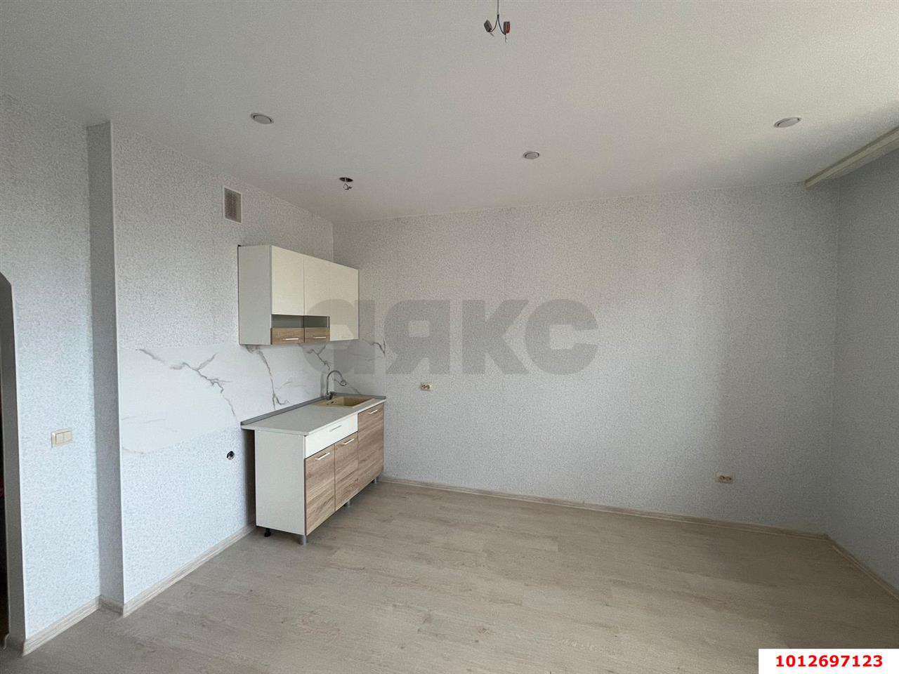 Фото №8: Студия 24 м² - Краснодар, коттеджный  Николино Парк, ул. Лётчика Позднякова, 21