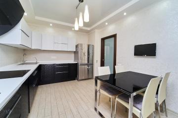 Фото №3: 3-комнатная квартира 114 м² - Краснодар, мкр. Центральный, ул. Промышленная, 49/1