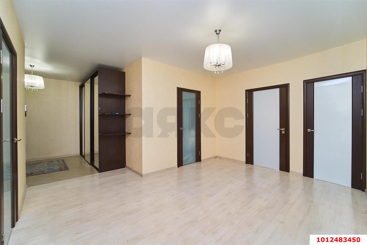 Фото №14: 3-комнатная квартира 114 м² - Краснодар, Центральный внутригородской округ, мкр. Центральный, ул. Промышленная, 49/1