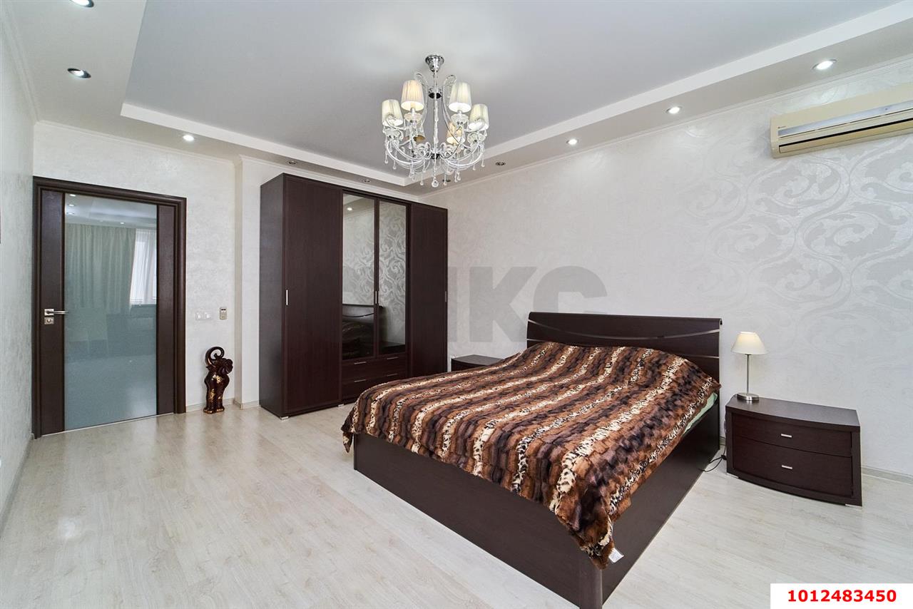 Фото №8: 3-комнатная квартира 114 м² - Краснодар, Центральный внутригородской округ, мкр. Центральный, ул. Промышленная, 49/1