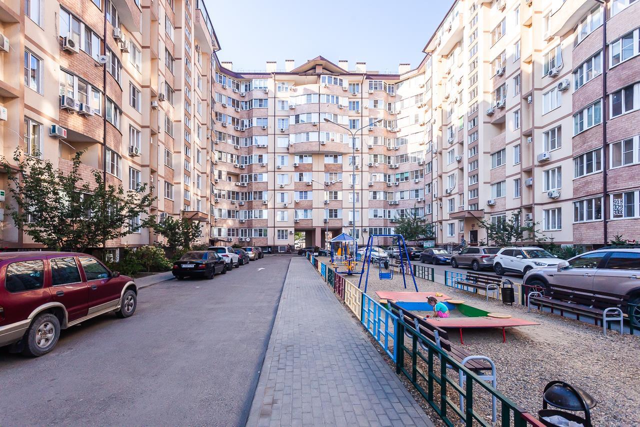 Фото №14: 1-комнатная квартира 43 м² - Краснодар, ЖК Зелёный Квартал, Карасунский внутригородской округ, Центральный внутригородской округ, Черёмушки, мкр. жилой комплекс Зелёный квартал, ул. Селезнёва, 4/10