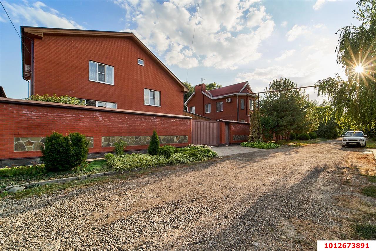 Фото №1: Дом 321 м² + 8.12 сот. - Краснодар, Пашковский, ул. Крупской, 14