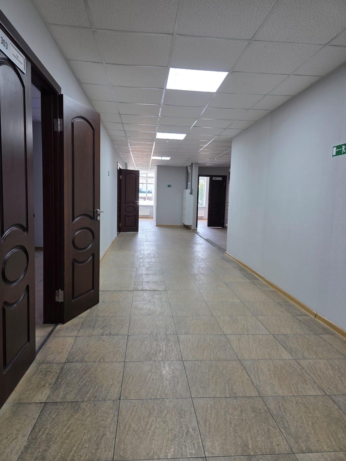 Фото №4: Коммерция 567 м² - Краснодар, Центральный внутригородской округ, Западный внутригородской округ, мкр. Центральный, ул. Гимназическая, 32