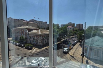 Фото №2: Офисное помещение 567 м² - Краснодар, мкр. Центральный, ул. Гимназическая, 32