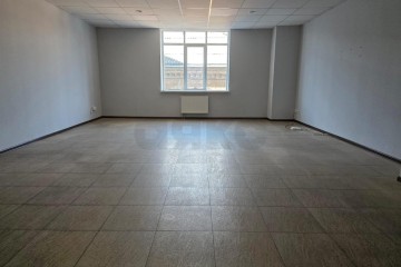 Фото №3: Офисное помещение 567 м² - Краснодар, мкр. Центральный, ул. Гимназическая, 32