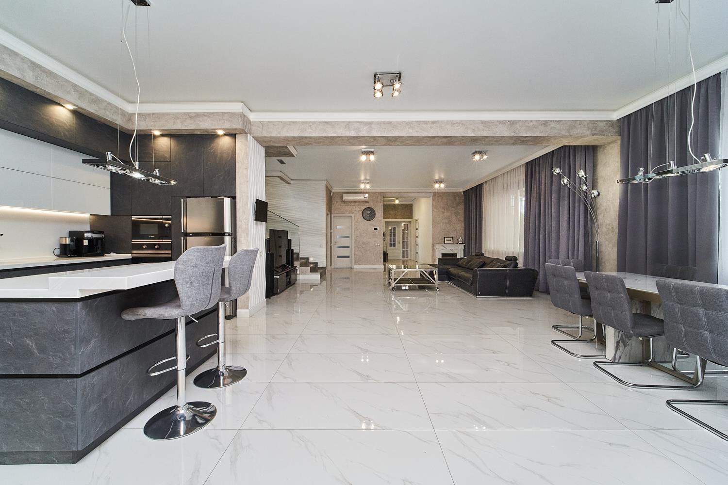 Фото №6: Дом 280 м² + 8 сот. - Российский, мкр. Прикубанский внутригородской округ, ул. Бархатная, 42