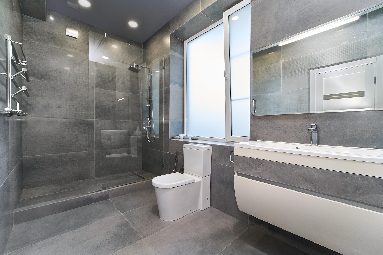 Фото №9: Дом 280 м² + 8 сот. - Российский, мкр. Прикубанский внутригородской округ, ул. Бархатная, 42