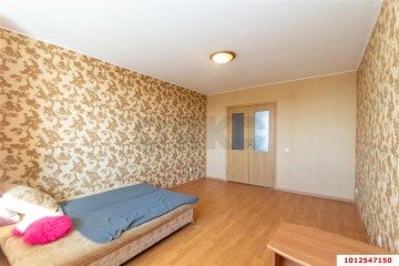 Фото №1: 3-комнатная квартира 78 м² - Краснодар, мкр. Военный городок № 106, ул. имени Дзержинского, 54/15