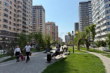 Фото №4: Торговое помещение 48 м² - Краснодар, мкр. жилой комплекс Дружный, б-р Адмиралтейский, 3к3