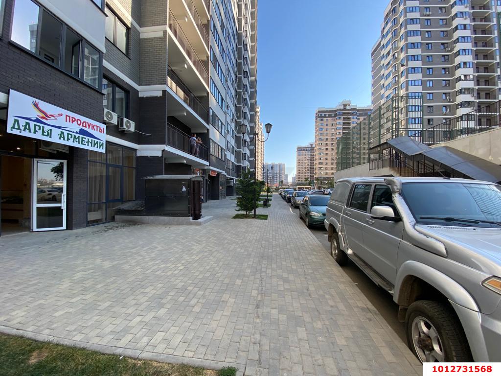 Фото №8: Торговое помещение 48 м² - Краснодар, жилой комплекс Дружный, б-р Адмиралтейский, 3к3