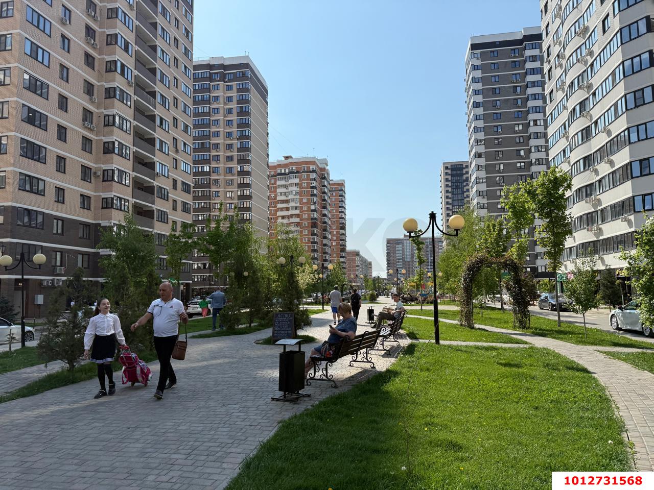 Фото №6: Торговое помещение 48 м² - Краснодар, жилой комплекс Дружный, б-р Адмиралтейский, 3к3