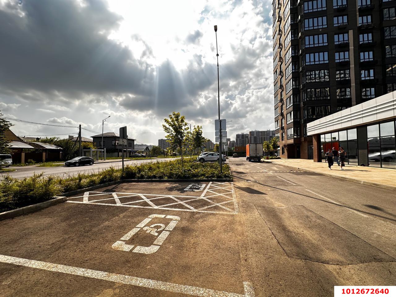 Фото №5: Торговое помещение 150 м² - Краснодар, Губернский, ул. имени Героя Георгия Бочарникова, 18/1