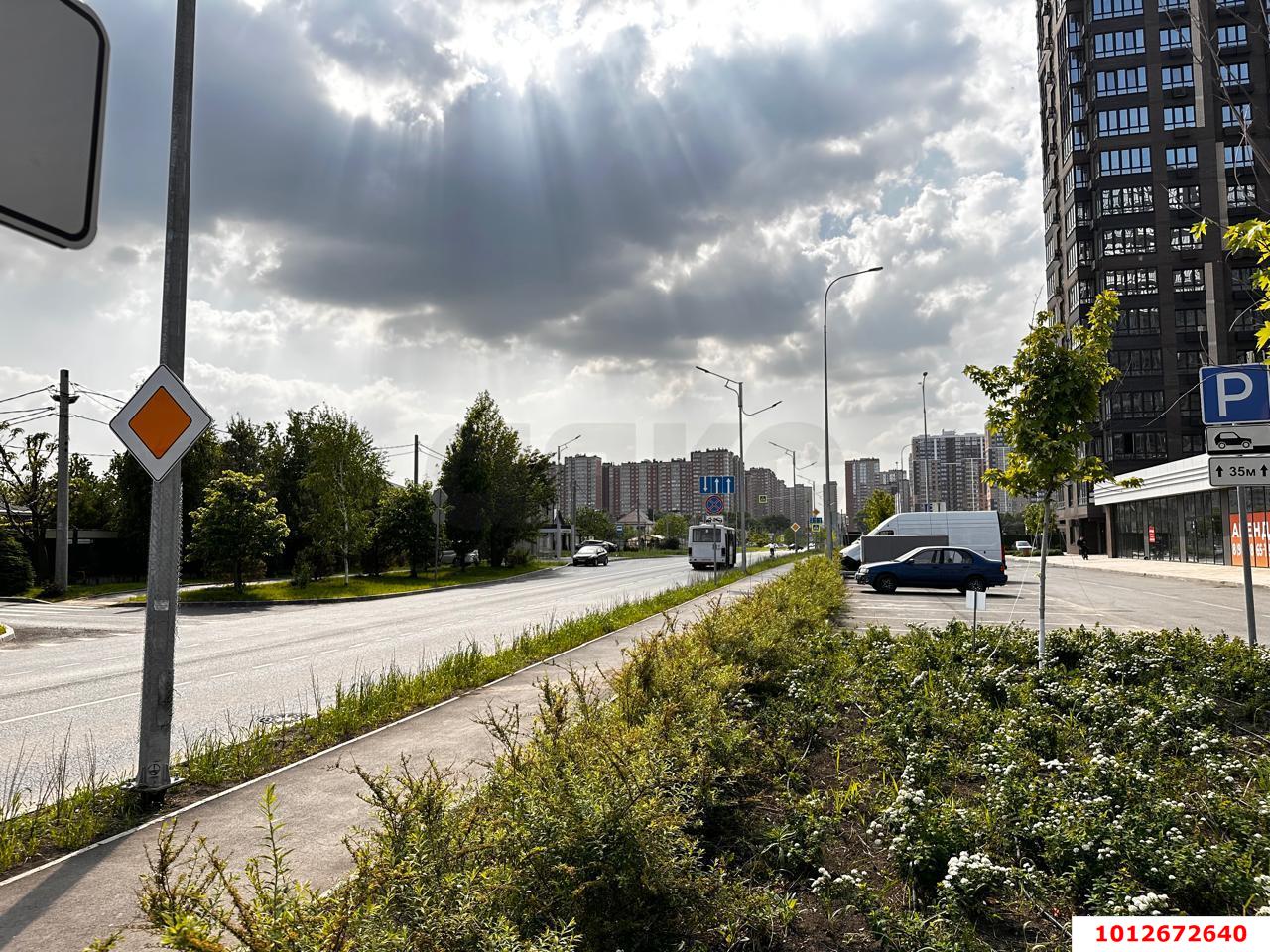 Фото №4: Торговое помещение 150 м² - Краснодар, Губернский, ул. имени Героя Георгия Бочарникова, 18/1