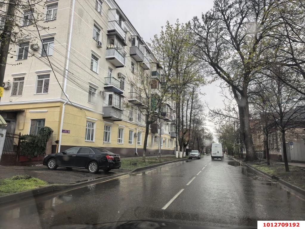 Фото №1: 2-комнатная квартира 54 м² - Краснодар, Центральный внутригородской округ, мкр. Центральный, ул. Янковского, 88