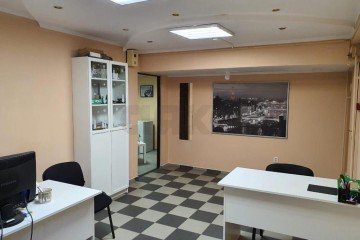 Фото №2: Офисное помещение 20 м² - Краснодар, мкр. Центральный, пр-д 1-й Нефтезаводской, 6