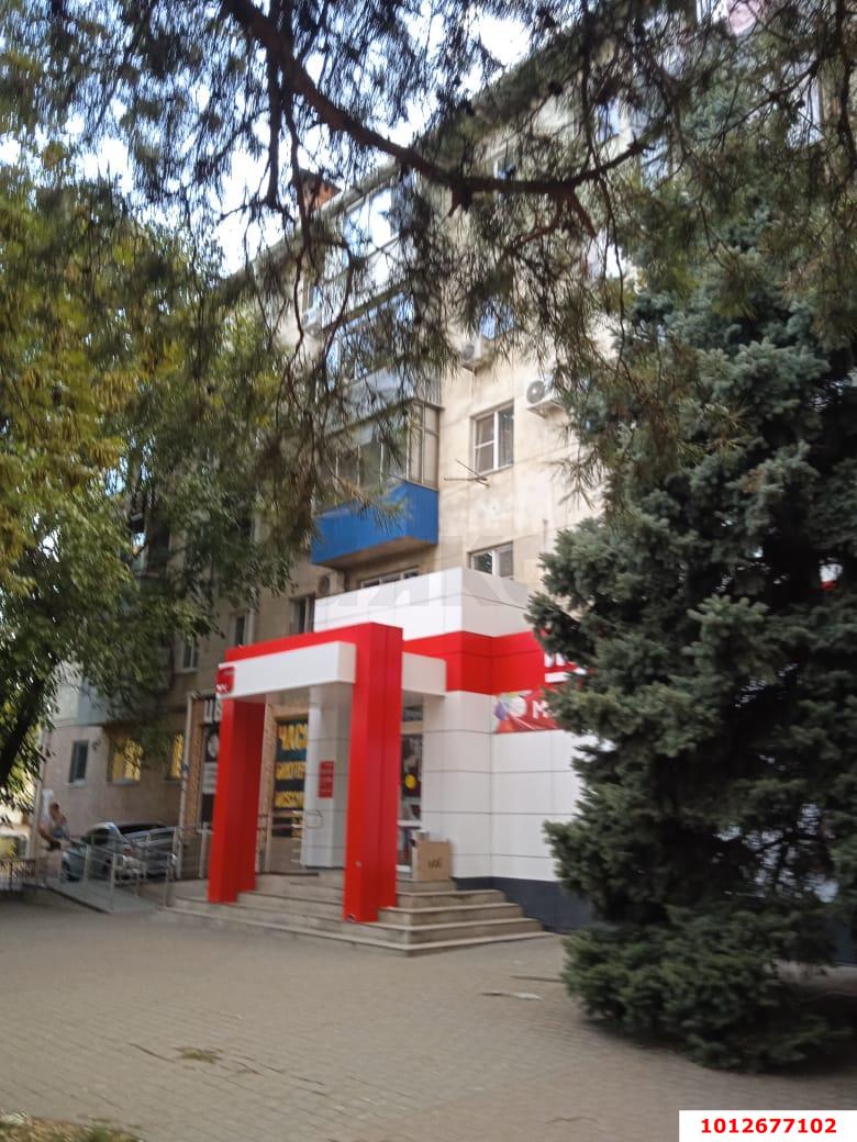 Фото №1: 3-комнатная квартира 59 м² - Краснодар, ул. Коммунаров, 286