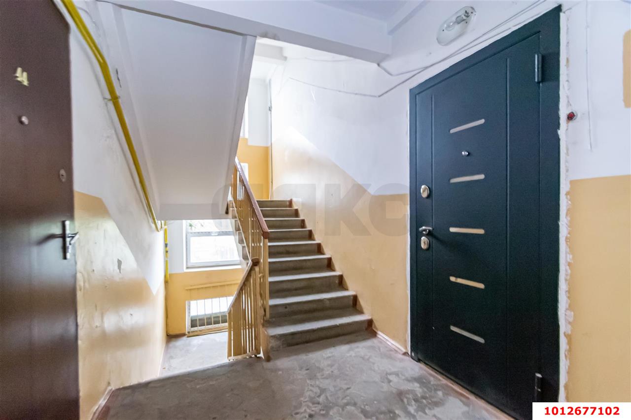 Фото №14: 3-комнатная квартира 59 м² - Краснодар, Центральный, ул. Коммунаров, 286