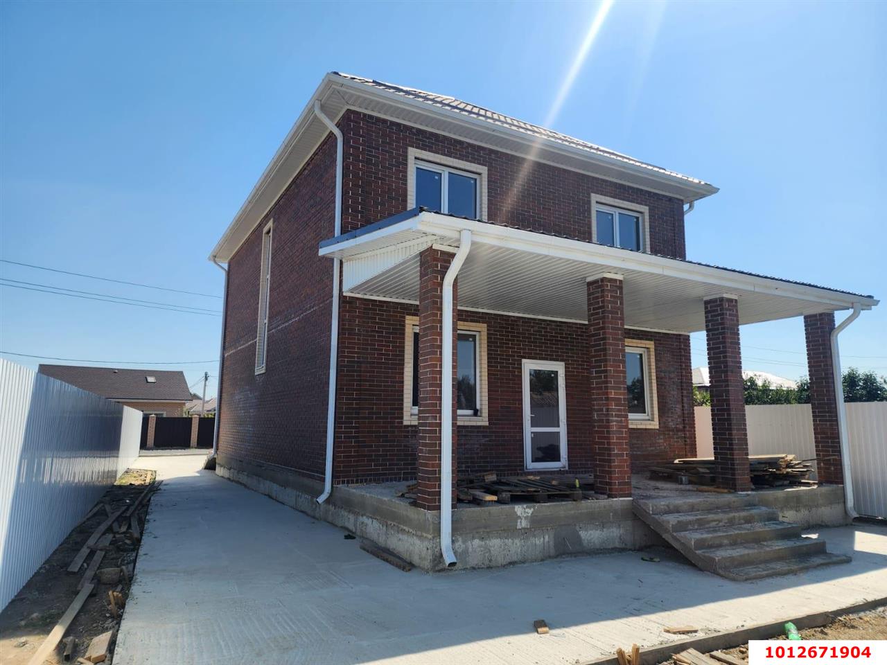 Фото №1: Дом 167 м² + 4.82 сот. - Яблоновский, ул. Кирова