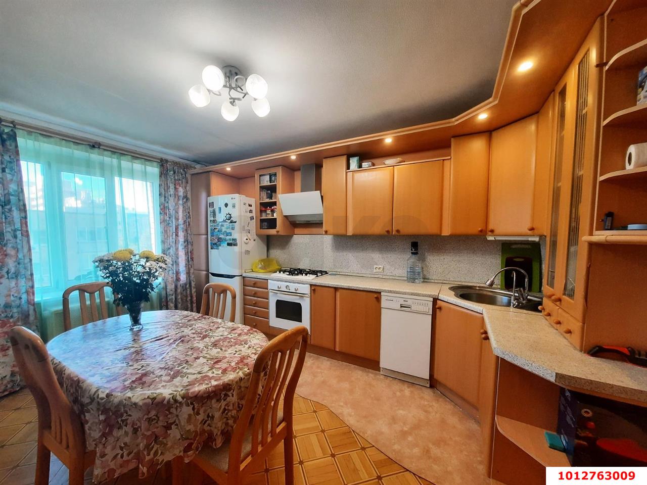 Фото №3: 4-комнатная квартира 164 м² - Краснодар, мкр. Западный внутригородской округ, ул. Красных Партизан, 248