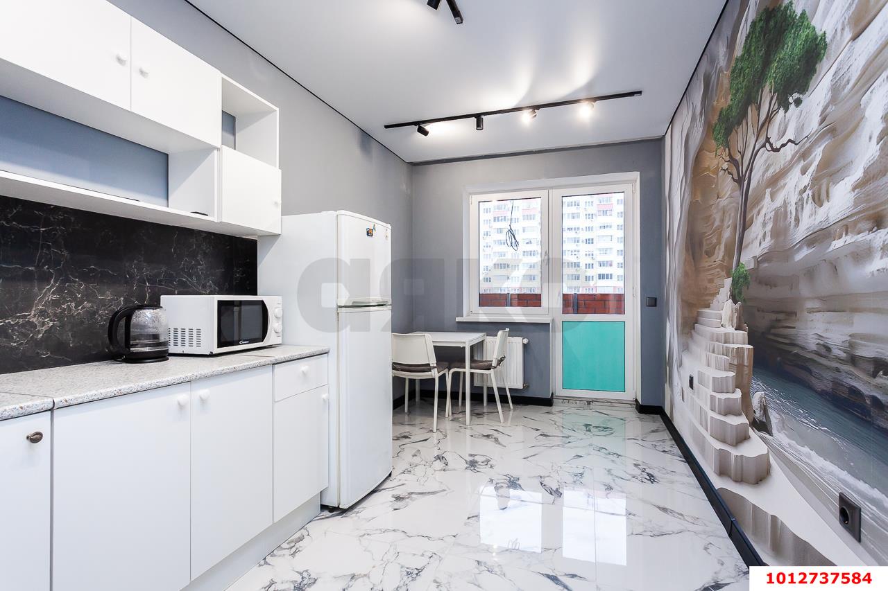 Фото №3: 2-комнатная квартира 68 м² - Краснодар, пр-кт имени писателя Знаменского, 9Б