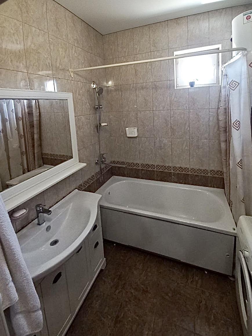 Фото №9: Дом 130 м² + 6 сот. - Елизаветинская, ул. Короткая, 7