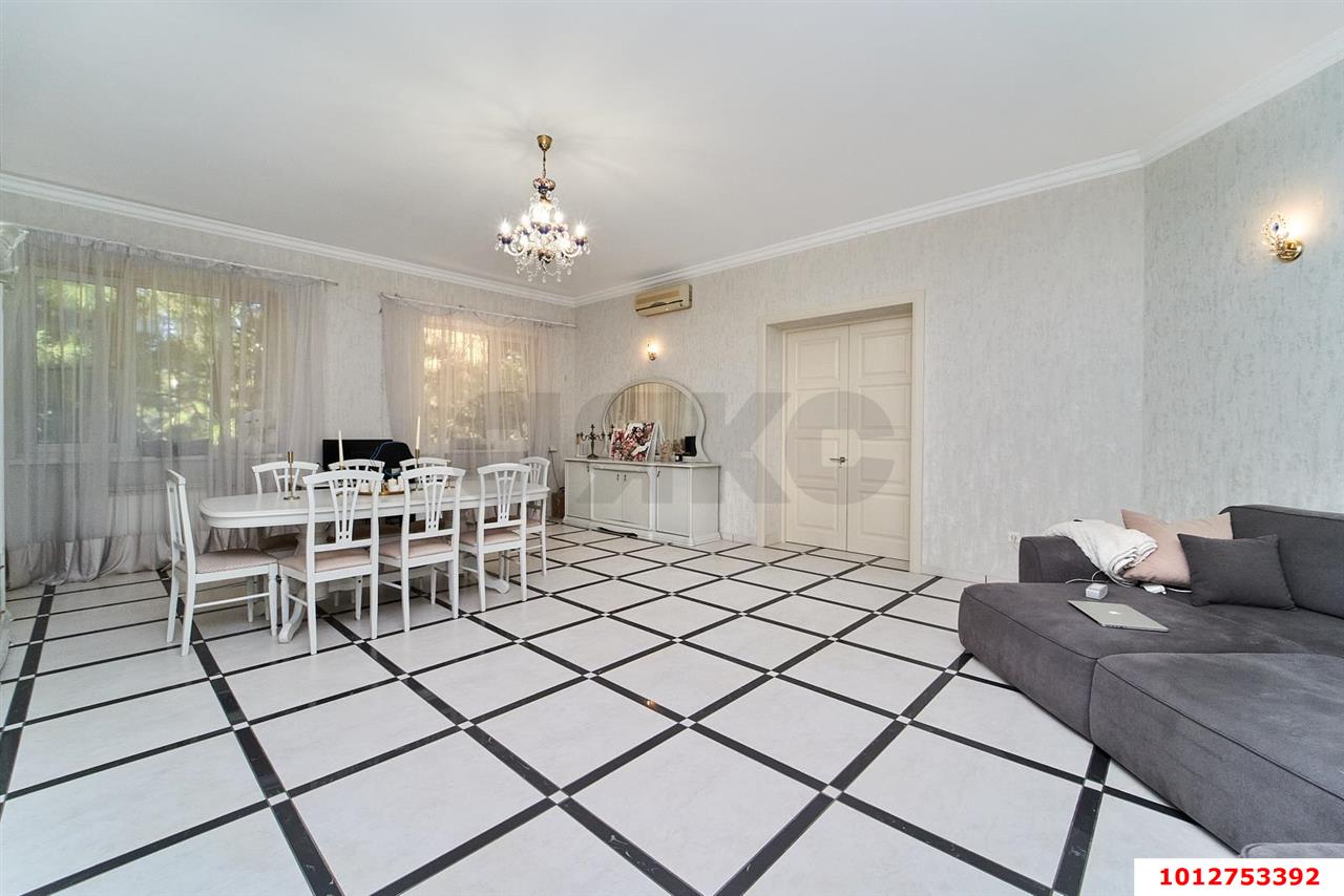 Фото №7: Дом 1155 м² + 17.5 сот. - Краснодар, Фестивальный, ул. Титова, 62