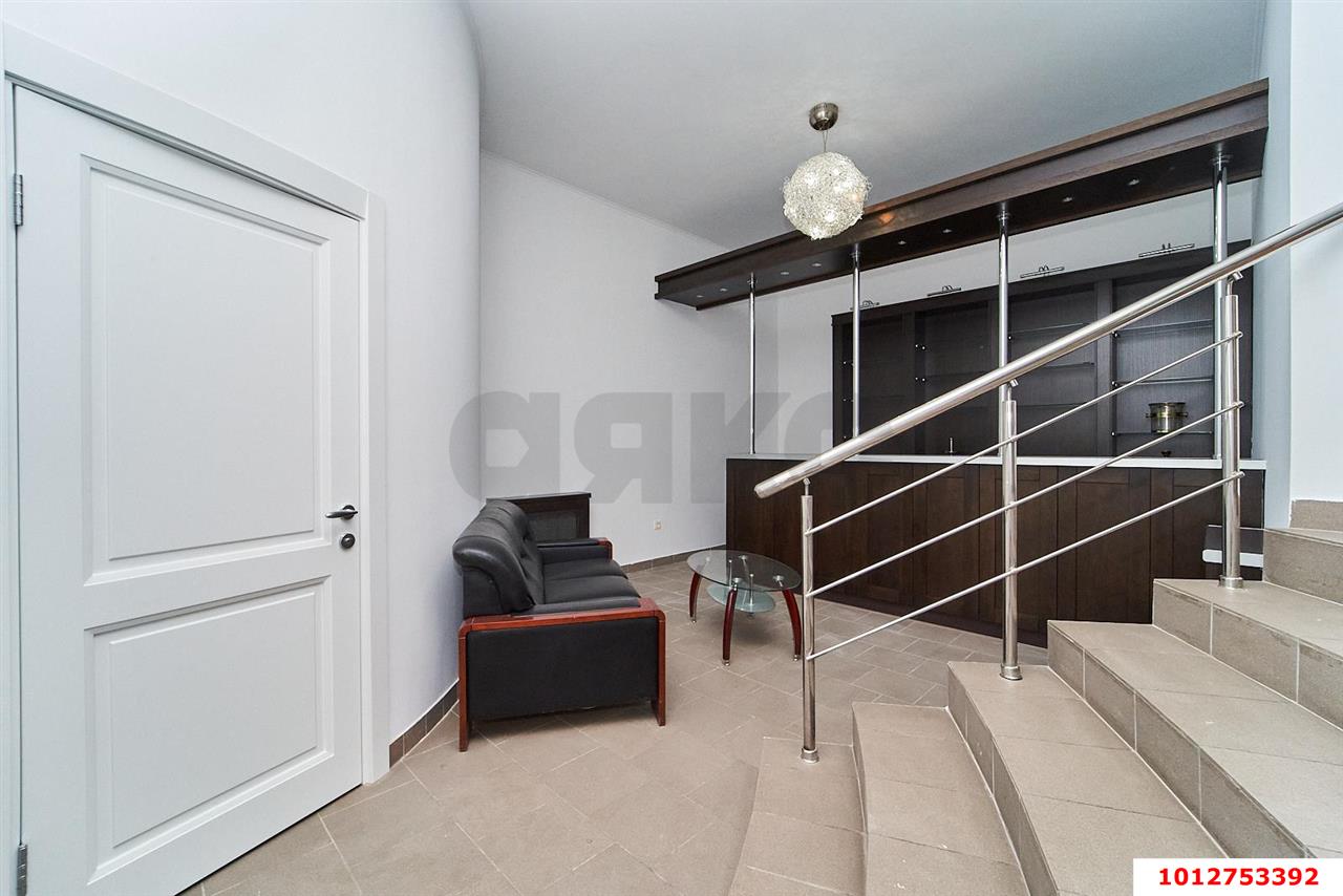 Фото №10: Дом 1155 м² + 17.5 сот. - Краснодар, ул. Титова, 62