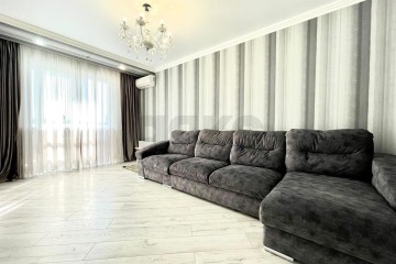 Фото №2: 2-комнатная квартира 75 м² - Краснодар, мкр. жилой комплекс Аквамарин, ул. Уральская, 75к2