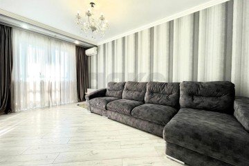 Фото №5: 2-комнатная квартира 75 м² - Краснодар, мкр. жилой комплекс Аквамарин, ул. Уральская, 75к2