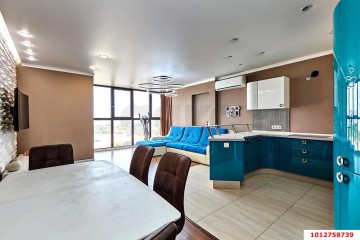 Фото №1: 2-комнатная квартира 100 м² - Краснодар, мкр. Центральный, ул. Ломоносова, 97