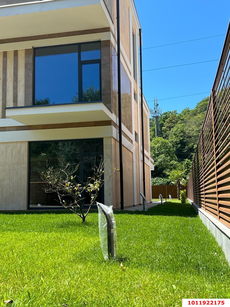 Фото №8: Дом 312 м² + 8.73 сот. - Дагомыс, р. Лазаревский, ул. Армавирская, 149