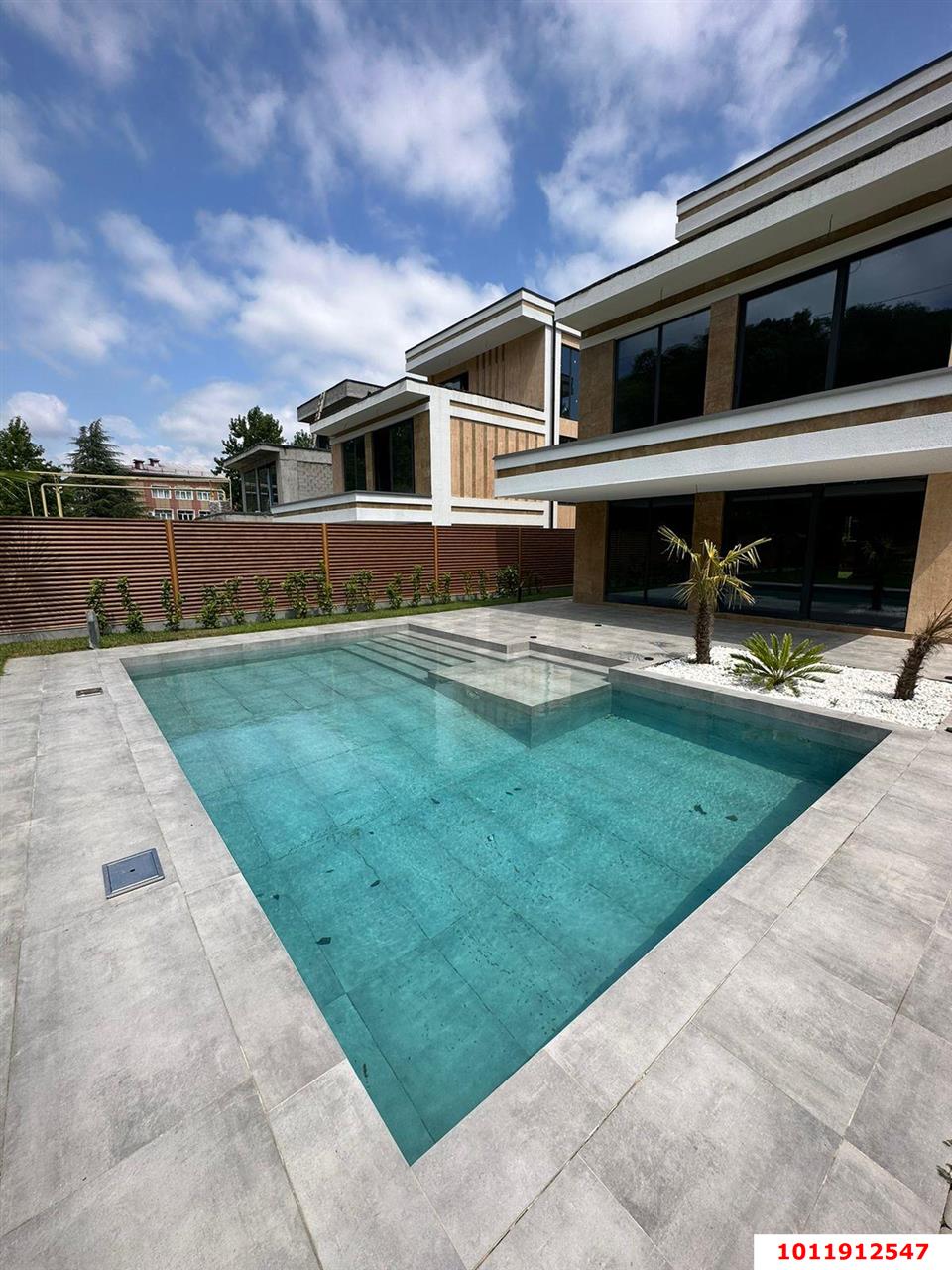 Фото №11: Дом 315 м² + 7.4 сот. - Дагомыс, р. Лазаревский, ул. Армавирская, 150