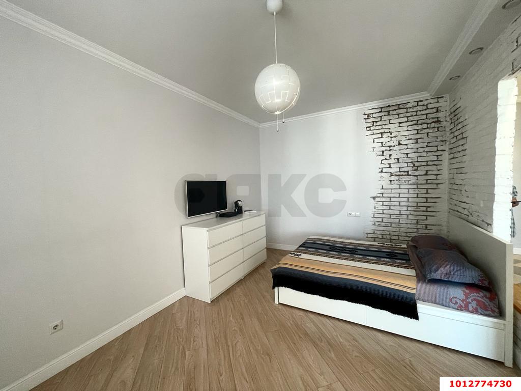 Фото №3: 1-комнатная квартира 55 м² - Краснодар, Юбилейный, ул. Рождественская набережная, 4